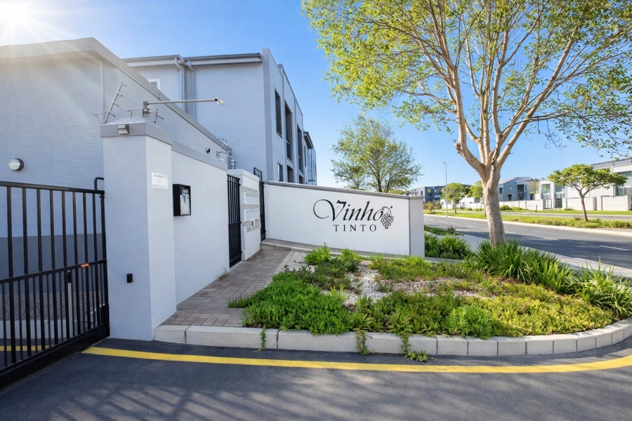 2 Bedroom Property for Sale in Burgundy Estate Western Cape